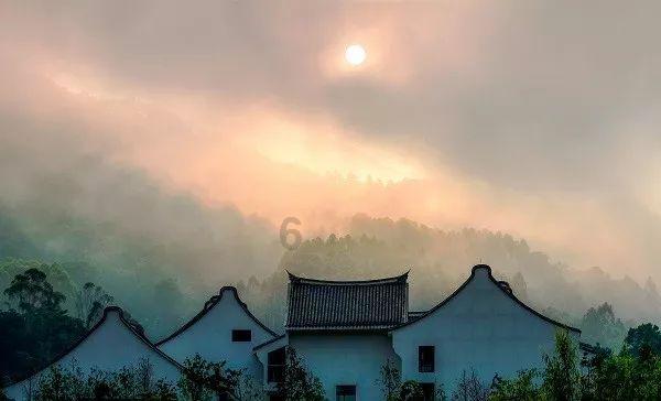 法媒报道：英超纽卡斯尔队决定穆帅将接替豪，成为新主帅候选人