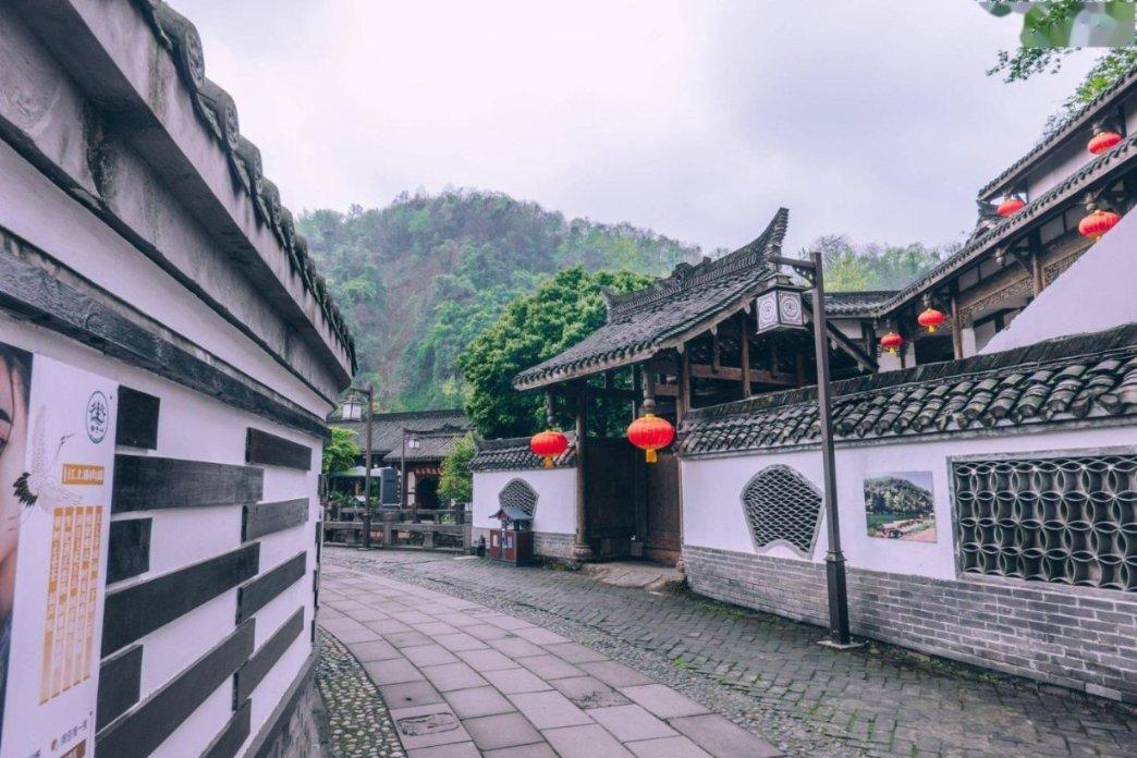 茜杰和莉斯大改造